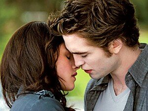 Kristen Stewart and Robert Pattinson in The Twilight SagaL New Moon