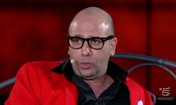 Checco Zalone imita Jep Gambardella de "La Grande Bellezza" (Foto: VideoMediaset)