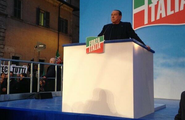 silvioberlusconi_comizio271113