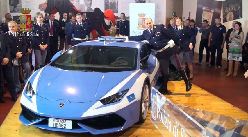 lamborghinihurricane_polizia